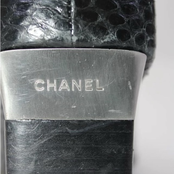 Gorgeous Chanel heels square toe - Picture 5 of 5